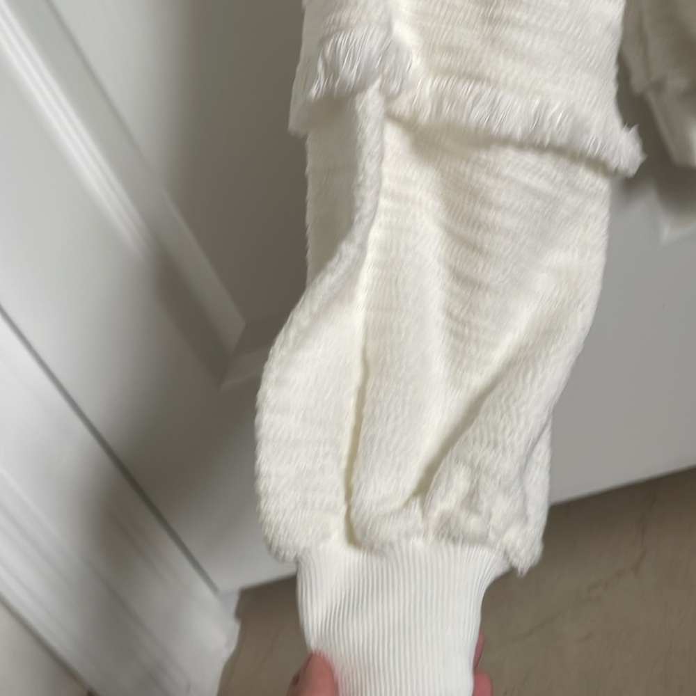 Vici White Sweater - Picture 4 of 4